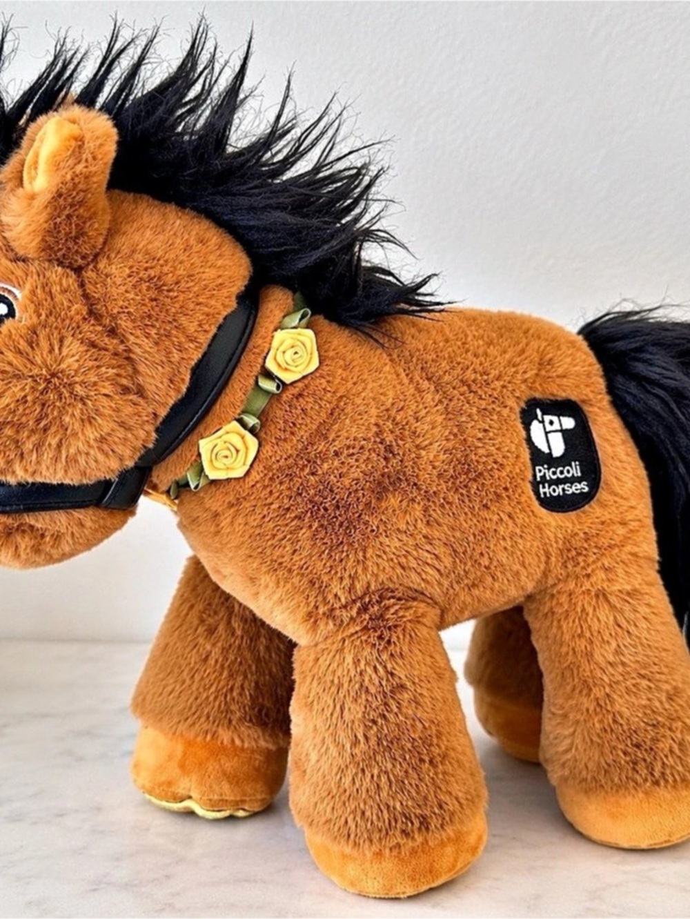 Piccoli Horses 13” Brown Plush Horse Black Mane Rose Garland Bridle Equestrian